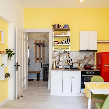 Serdika 1 アパート