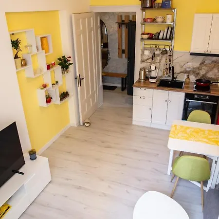 Apartamento Serdika 1 *